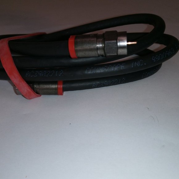 COMMSCOPE, Inc. 9900963 -18 AWG CATV Coaxial Cable 4ft #4 - Picture 3 of 4